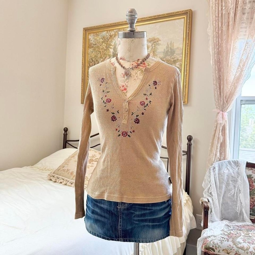 y2k route 66 tan waffle knit henley long sleeve top